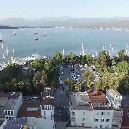 Feryil Li̇man Hotel